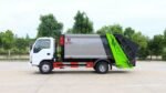 Camion de compactage des ordures