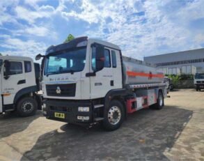 Refueling Truck