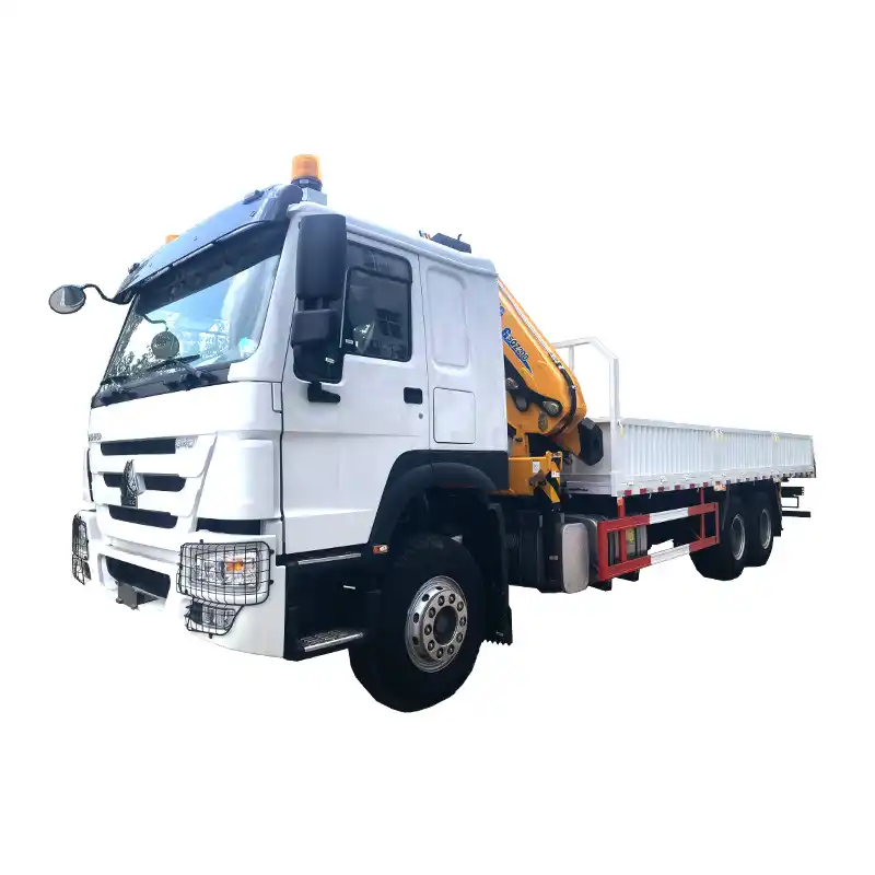 8-Ton Knuckle Boom Crane HOWO 8-Ton Knuckle Boom Crane HOWO - Image 1