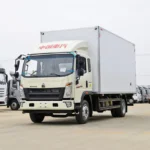 8 tons refrigerated truck HOWO - Image 2