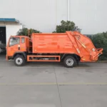12m³garbage compression truck SINOTRUK - Image 3