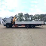 8-Ton Knuckle Boom Crane HOWO - Image 3