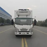 ⁦10 tons refrigerated truck ISUZU⁩ - الصورة ⁦6⁩