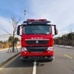 ⁦25000 Liters Fire Truck HOWO⁩ - الصورة ⁦3⁩