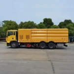 22m³ Road Sweeper Truck HOWO - Image 6