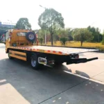 4T Tow truck ISUZU - Image 5