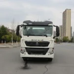 20000 Liters Water Truck HOWO - Image 3